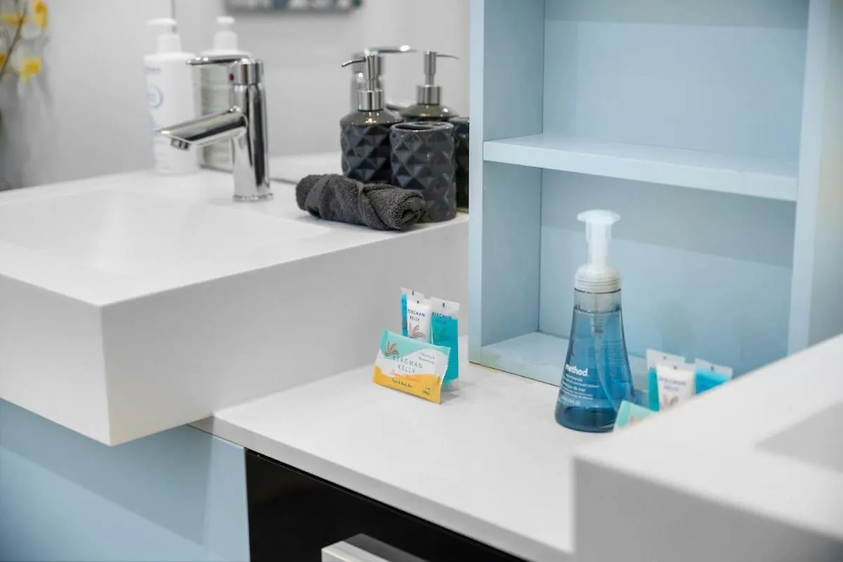 Rentx Waterfront Apartment Toronto